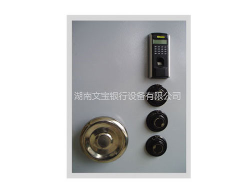 四锁联动外观图